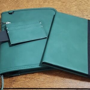 TYPO 💚 NWT Heritagr Green Faux Leather Organization 3 Piece Set